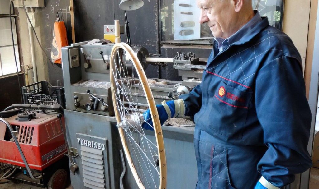 Officina Cermenati Antonio: "Il servizio DOC? Giù il cappello"